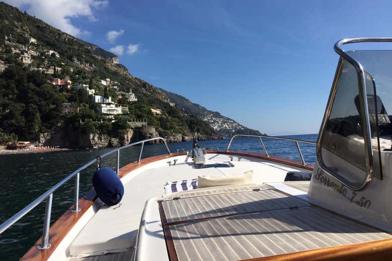 Crossing the Tyrrhenian Sea